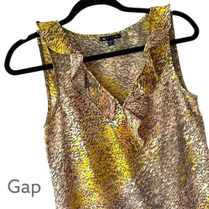GAP | NWOT | SLEEVELESS TOP RUFFLE V-NECK | SIZE: EXTRA SMALL